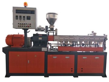 PE ABS PA PBT Master Batch Manufacturing Machine 30-50kg / H Capacity 600 RPM Moment obrotowy