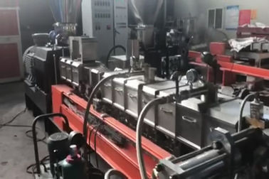 Wysokowydajna maszyna do granulowania Pvc Pp Carbon Masterbatch Making Colour Granules